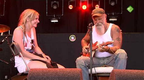 Seasick Steve Walkin Man Youtube