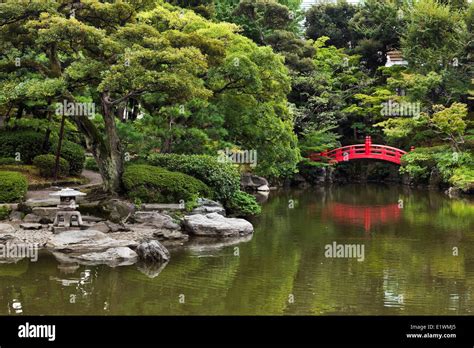 Kyu yasuda teien fotografías e imágenes de alta resolución Alamy