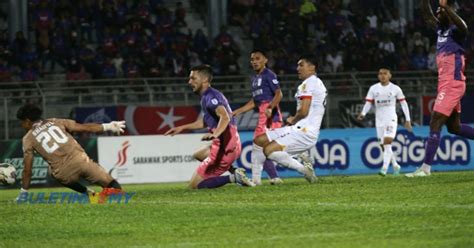 JDT Benam Kuching City 4 0 BULETIN TV3 Malaysia