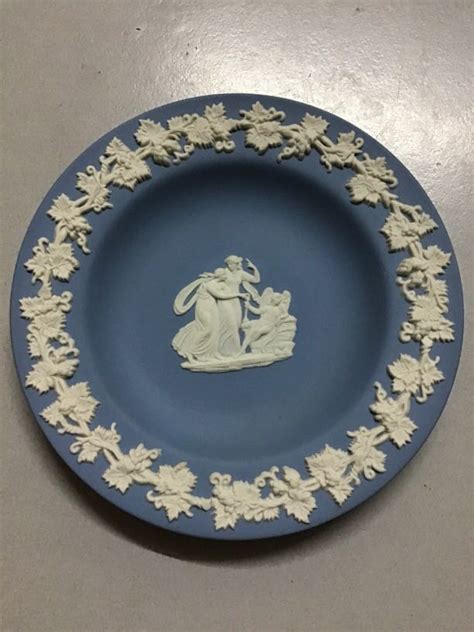 Vintage Wedgwood Jasperware Cupid As Oracle Round Blue Trinket Dish