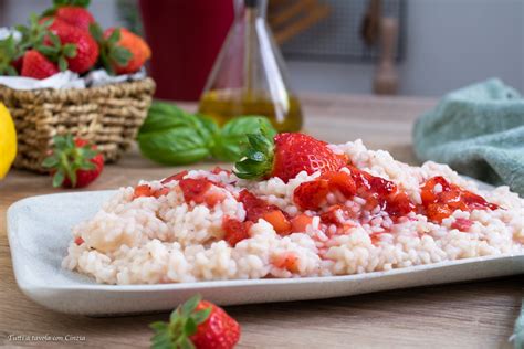 Risotto Con Fragole Cremoso E Delicato Con Salsa Alle Fragole