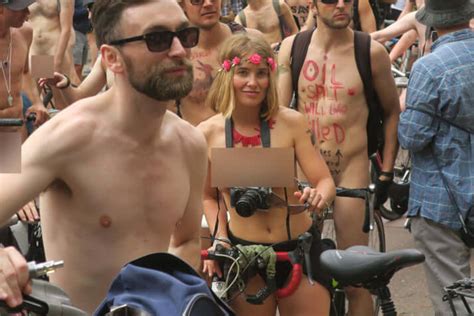 写真特集見渡す限りの裸裸裸 2024年World Naked Bike Ride in ロンドン全文 デイリー新潮