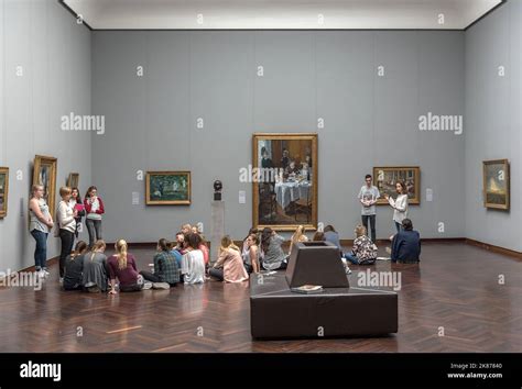 Visitors At The Staedel Museum Frankfurt Germany Stock Photo Alamy