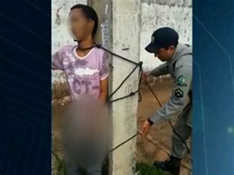 G1 Jovem suspeito de roubo é amarrado em poste de Rio Verde veja