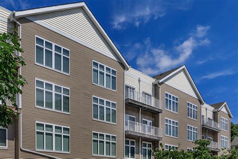 C Street Flats - Apartments in Laurel, MD