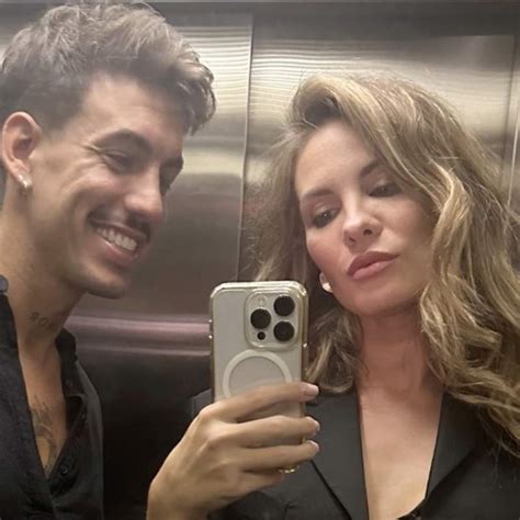 La situación financiera de Jessica Bueno y Luitingo de sus ingresos a