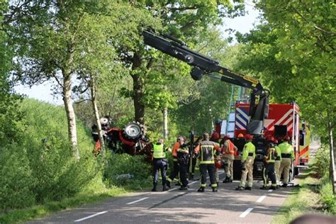 Bestuurder Van Kleine Trekker Belandt In Sloot In Niebert Infoleek