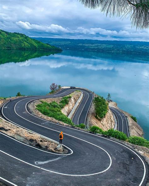 Tempat Wisata Di Samosir