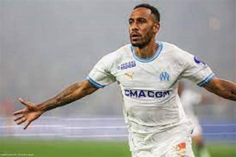 On avait plus vu ça depuis Didier Drogba les fans de l OM sous le