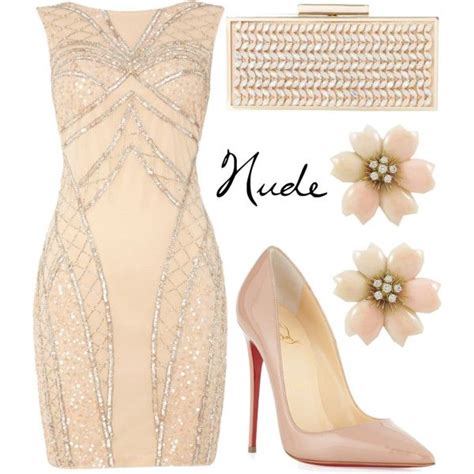 Fashionable Nude Outfit Inspiration