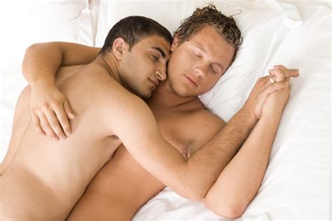 Le sexe anal chez les gays comment ça marche