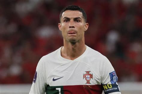 Officiel Cristiano Ronaldo Sengage à Al Nassr Arabie Saoudite Paris 75000