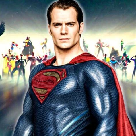 Zack Snyder divulga imagem inédita do Superman de Henry Cavill