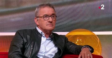 Christophe Dechavanne agacé ces photos intimes dévoilées par sa fille