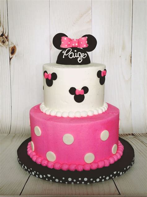 Minnie Mouse Buttercream Cake CakeCentral