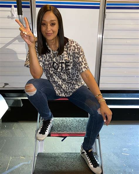 Pin By Sky High On Tia Mowry Fashion Ripped Jean Style