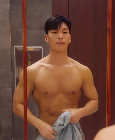 Pin By Hannah Mae On Wiwiwi Korean Actors Handsome Asian Men Hot Korean Guys
