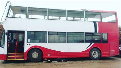 Couple Transforms a 1997 Double Decker Bus Into Miraculous Dream Home for $35,000 - SavvyDime