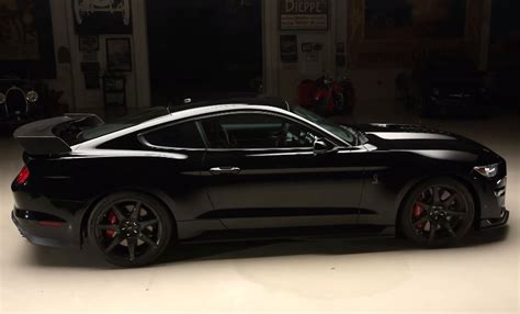 Ford's monster 2020 Mustang Shelby GT500 visits Jay Leno's Garage ...