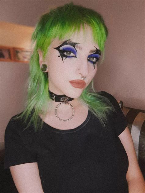 New Hair Colour Nudes Girlswithneonhair Nude Pics Org