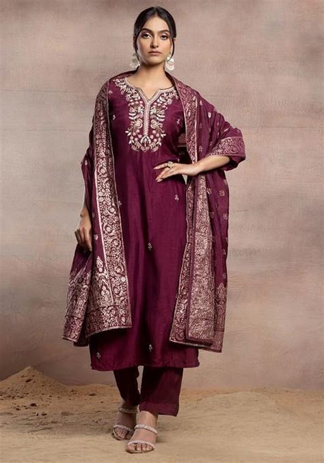 Buy Women Maroon Floral Sequin Embellished Kurta Set With Pants And