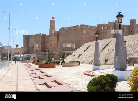 The medina monastir tunisia hi-res stock photography and images - Alamy