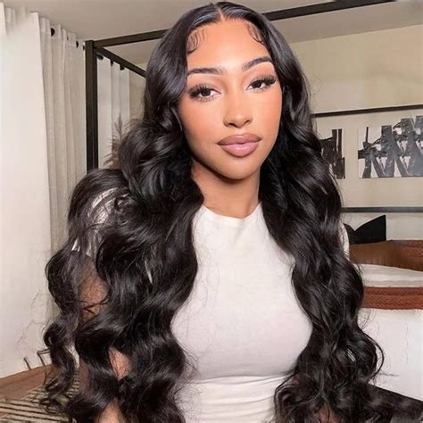 Hairsmarket Body Wave Glueless Wigs 13x4 Lace Front Wig Pre Plucked Ha