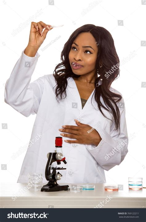 Black Female Scientist Wearing Lab Coat Stock Photo 769122211 | Shutterstock