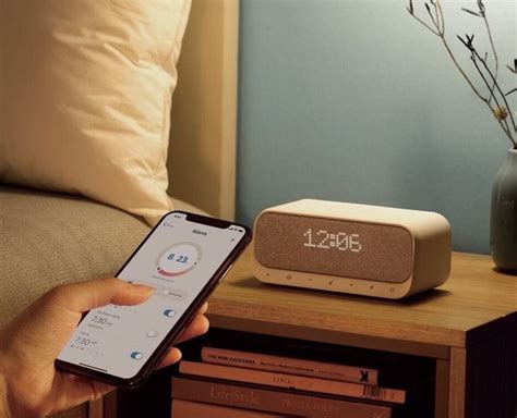 Anker Soundcore Wakey Review Wireless Charging And More In One Bedside