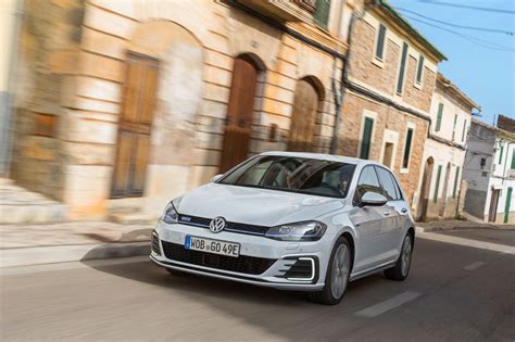 Volkswagen Golf GTE 2017 la versión híbrida enchufable