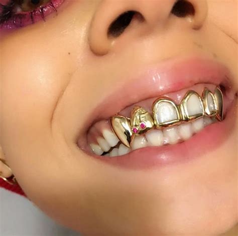 Pin By On Limbo Pics Grillz Gold Grillz Gold Teeth