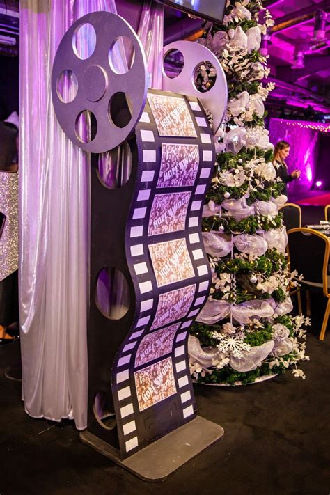 Giant Star Arch Hire Hollywood Film Awards Party Themed Event Prop Hire