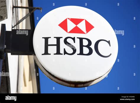 Uk banks logos hi-res stock photography and images - Alamy