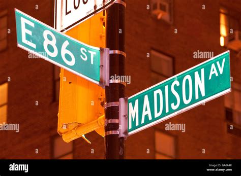 Madison Avenue Street Sign New York City New York Usa Stock Photo