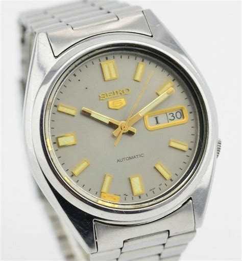 Vintage Seiko 5 Automatic Watch Roman Numerals Jdm 7009 3040 E854111