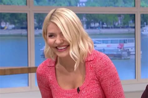 Holly Willoughby Red Faced As She Lets Slip Racy Sex Confession On This Morning Daily Star