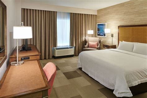 Hampton Inn & Suites Oahu/Kapolei Kapolei, Hawaii, US - Reservations.com