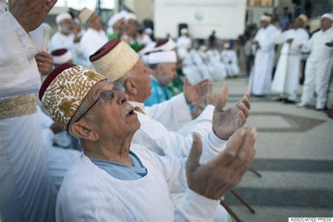 Ancient Samaritan Sect, Straddling Israel And Palestine, Celebrates ...