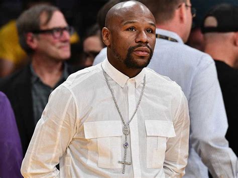 Mayweather Se Ofrece A Pagar El Funeral De George Floyd HIGHXTAR