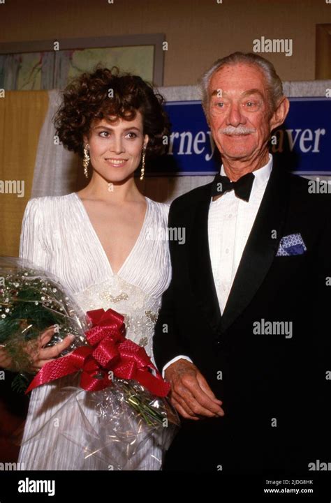 Sigourney Weaver And Father Pat Weaver October 27 1986 Credit Ralph