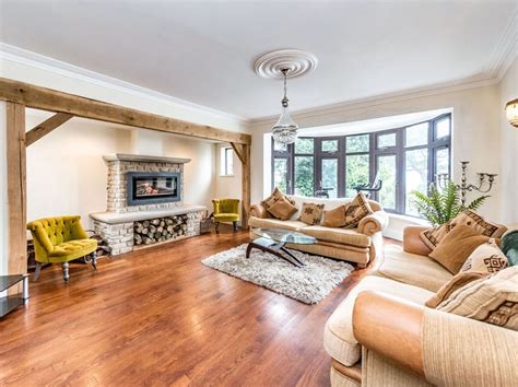 Sheffield Houses: £2m mansion on edge of Peak District has entire floor ...