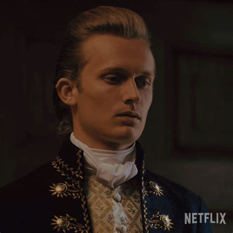 8 Signs He's Busy but Interested and 8 Signs He’s Not