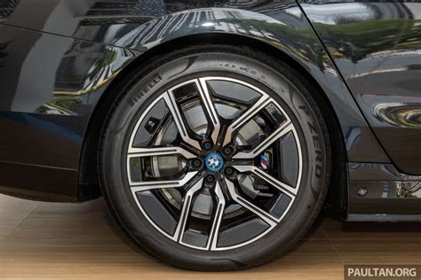 Bmw I Xdrive Ext Bm Paul Tan S Automotive News