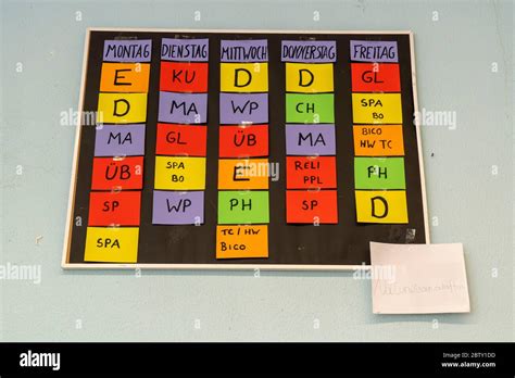 Comprehensive school building hi-res stock photography and images - Alamy
