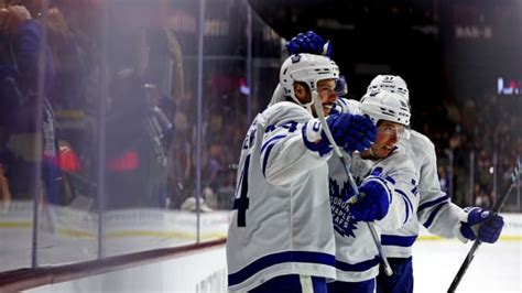 Leafs' Auston Matthews Reaches 50 Goals for 2023-24 in Home State ...