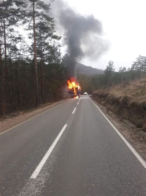 Zapalio Se Kamion Kod Lukavca Lukava Ki Ba