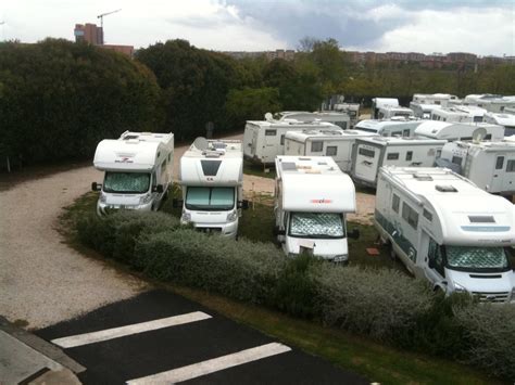 Area Sosta Camper Lgp Roma Genius Camping