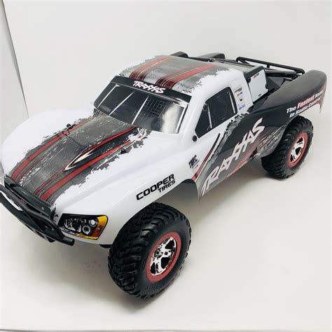 Traxxas Slash 2WD VXL 4X4 White Body Shell 6848 w On Board Audio Speak – Warne's Warehouse