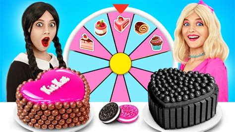 Tantangan Hias Kue Barbie Vs Wednesday Pertarungan Warna Pink Vs