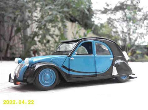 Coche Miniatura Citroen 2CV 1 43 Norev 4x4 Sahara Amarillo 1961